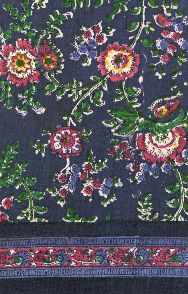 Scarf in Paisley Floral Purple