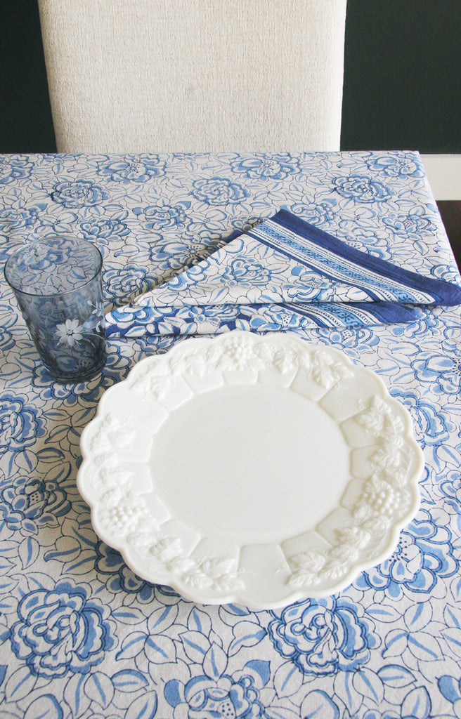 Table Linens in Porcelain Flower White