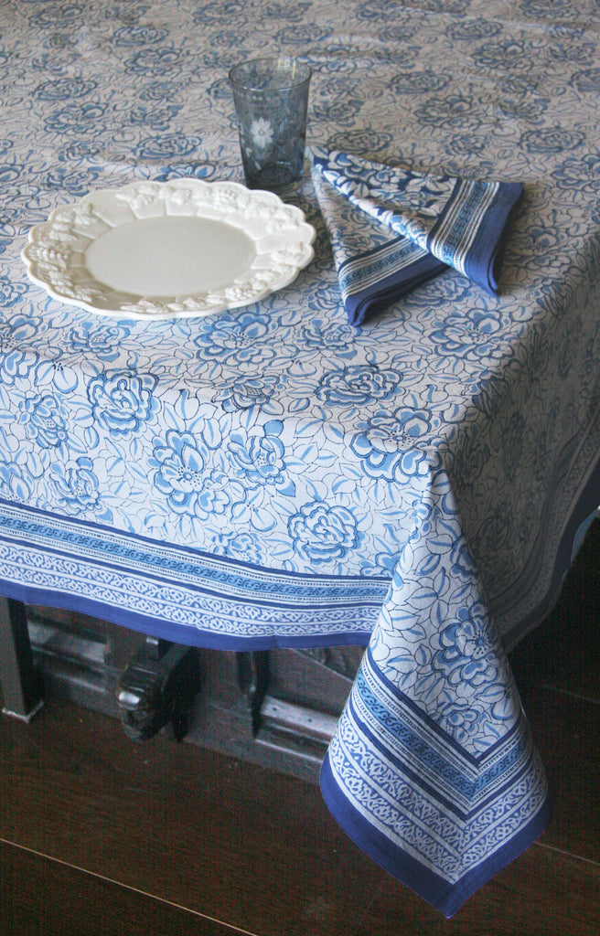 Table Linens in Porcelain Flower White