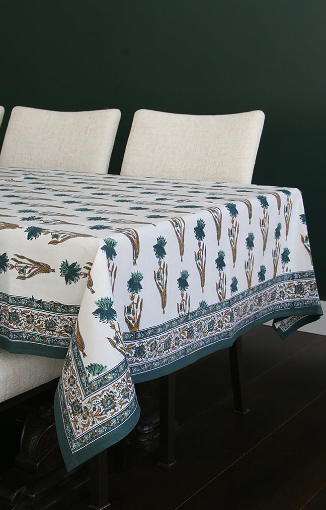 Table Linens in Trillium