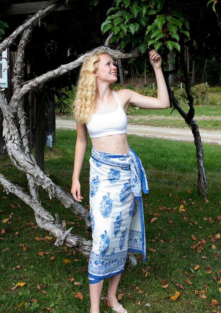 Sarong in Blue Bouquet