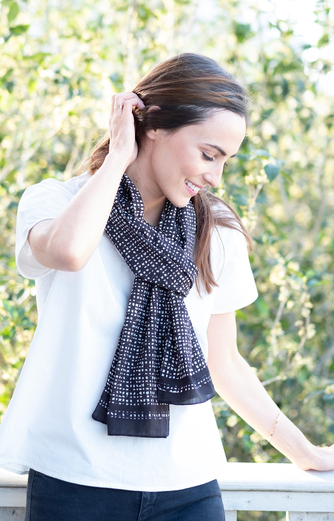 Scarf in Black Check
