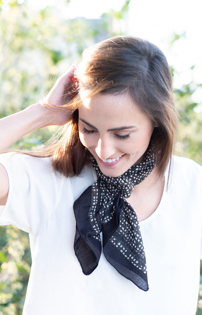 Scarf in Black Check