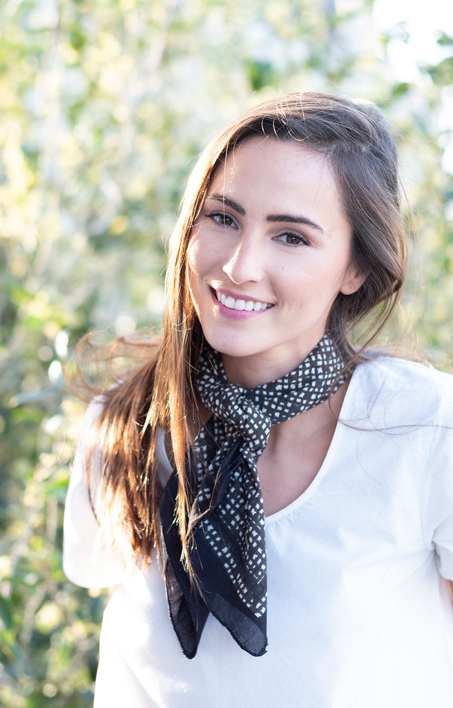 Scarf in Black Check