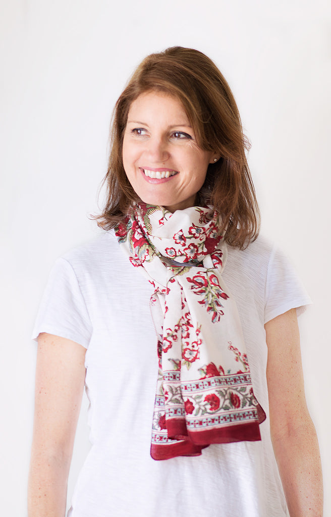 Scarf in Blossoms Red