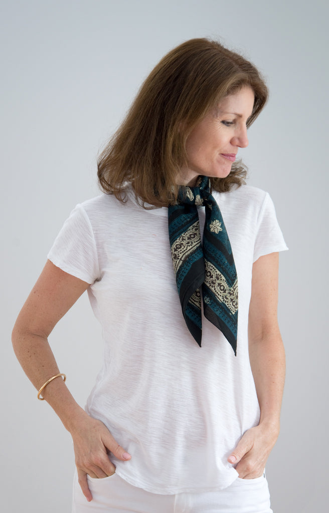 Scarf in Dark Lace