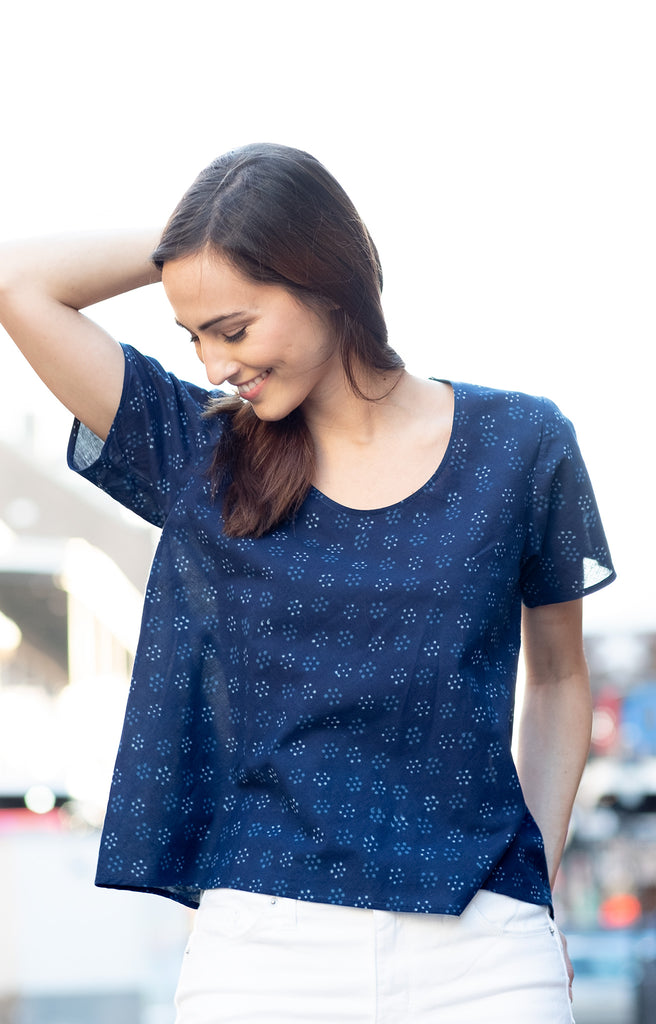 Bundi Tee in Dot Flower