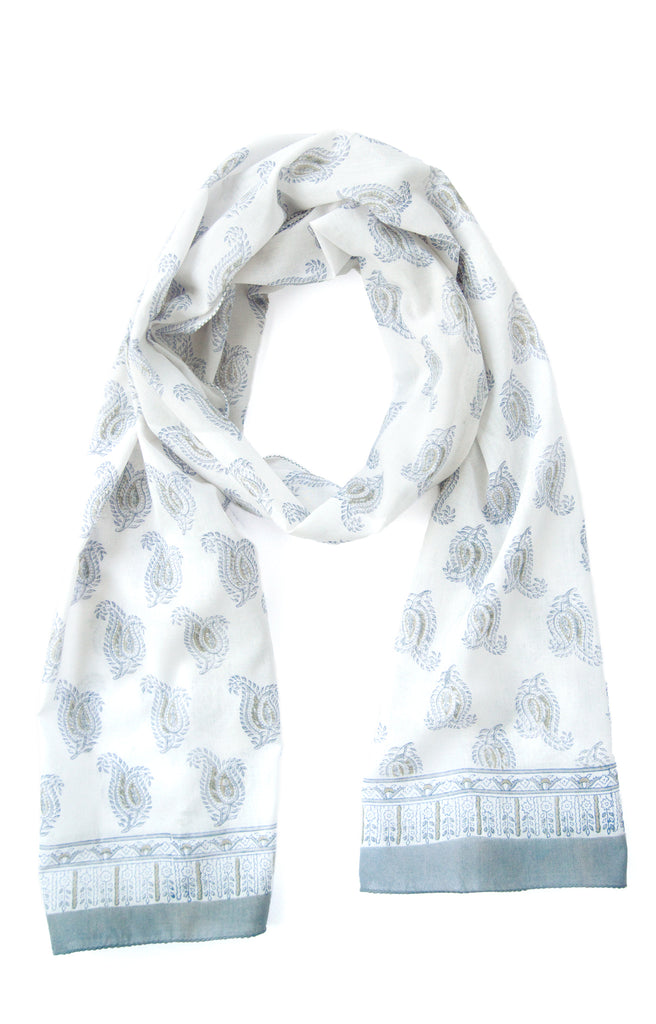 Scarf in Dove Paisley