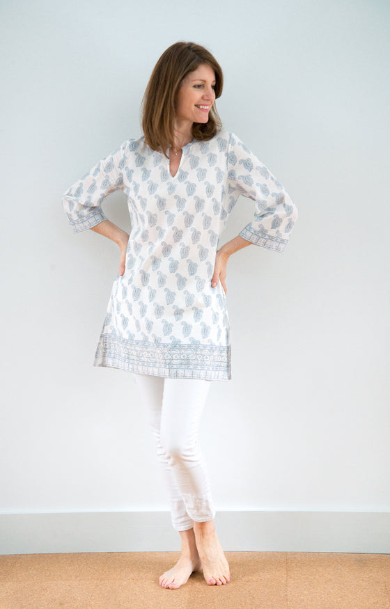 Straight Tunic in Dove Paisley