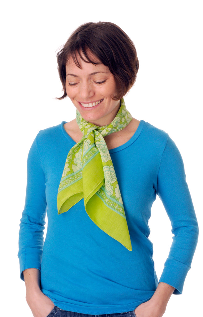 Scarf in Lime Roses