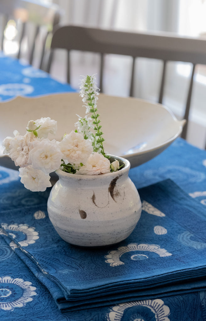 Table Linens in Moonlit Daisy