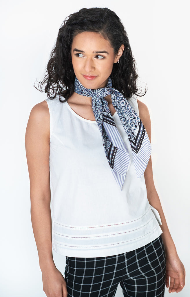 Scarf in Moroccan Grey