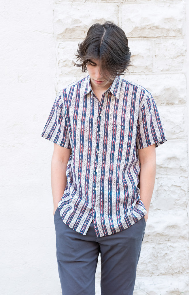Men's Short Sleeve Shirt in Navy Stripe