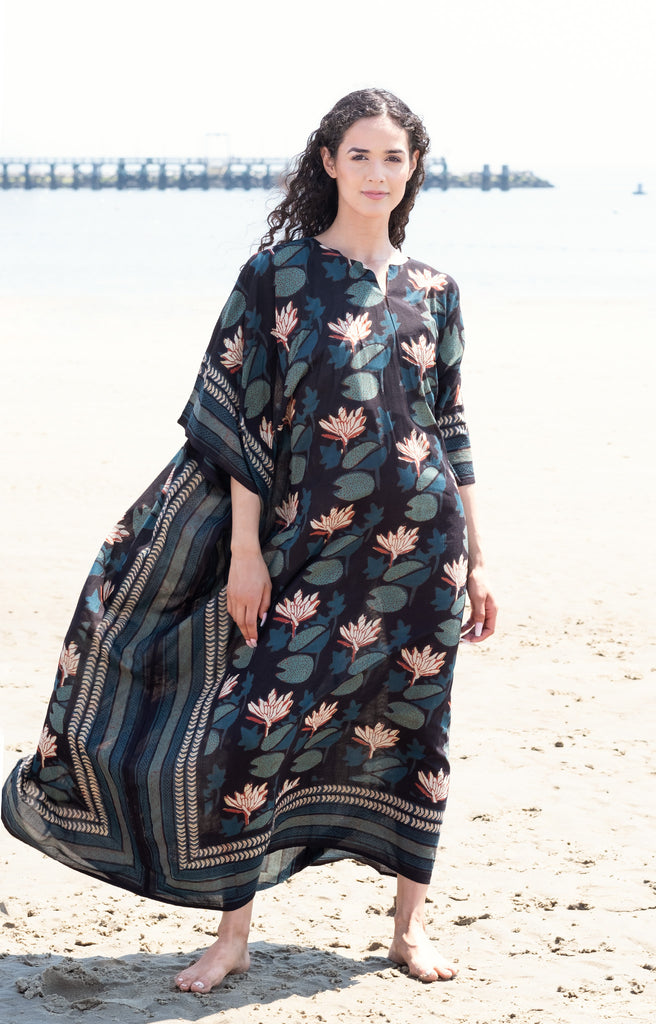 Kaftan in Night Lily