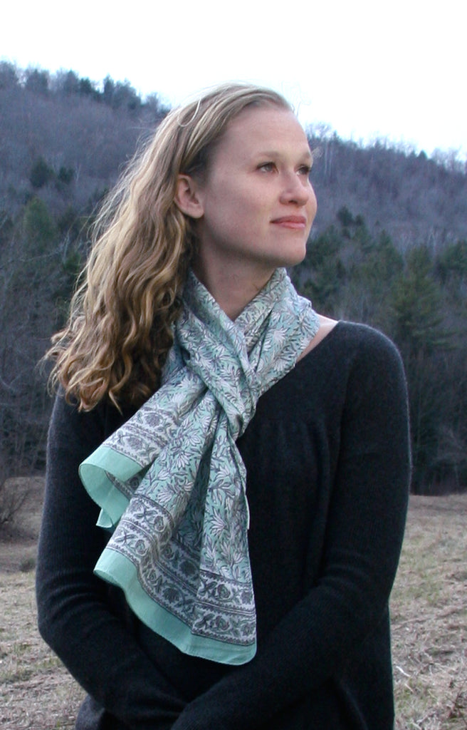 Scarf in Snowdrops