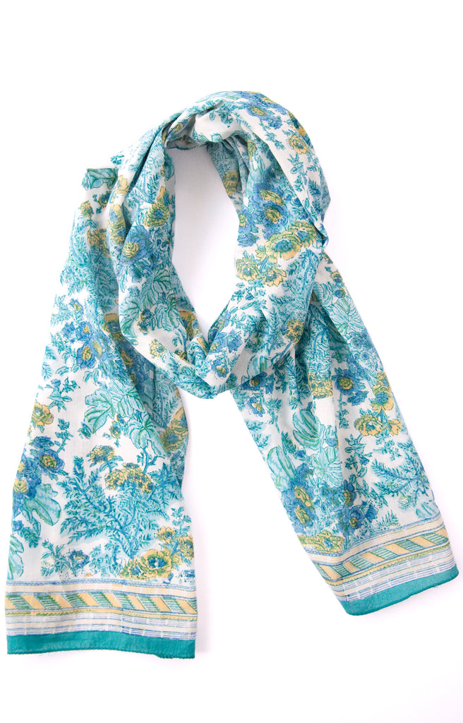 Scarf in Turquoise Bridal Wreath