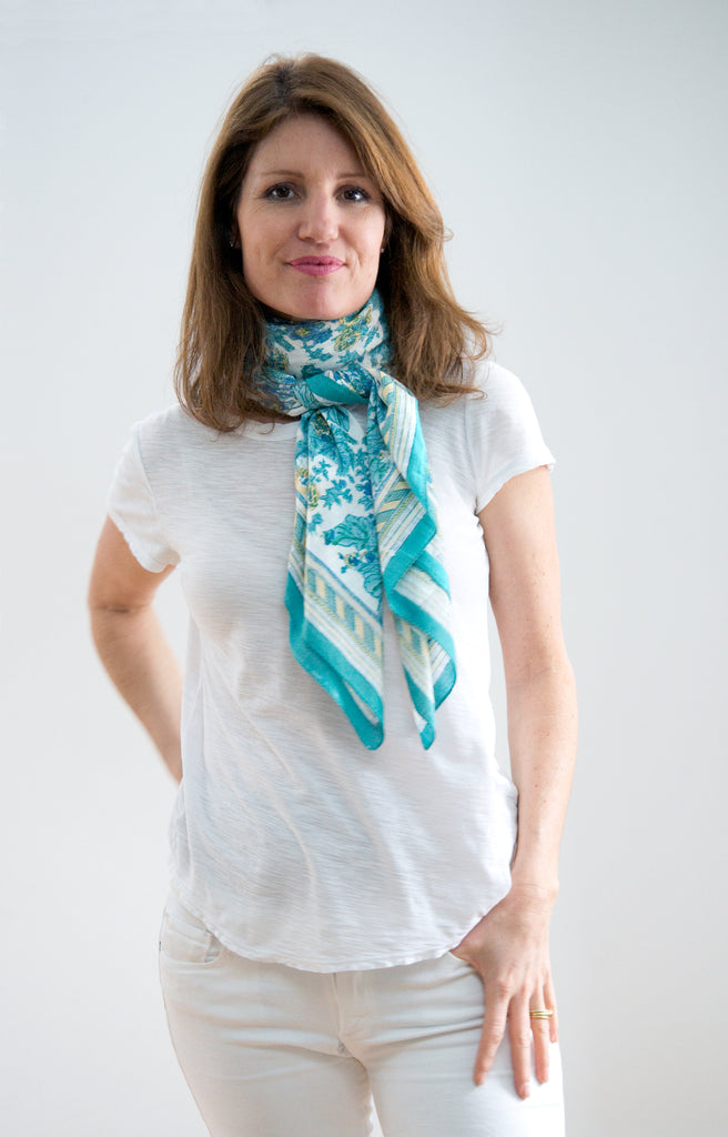 Scarf in Turquoise Bridal Wreath
